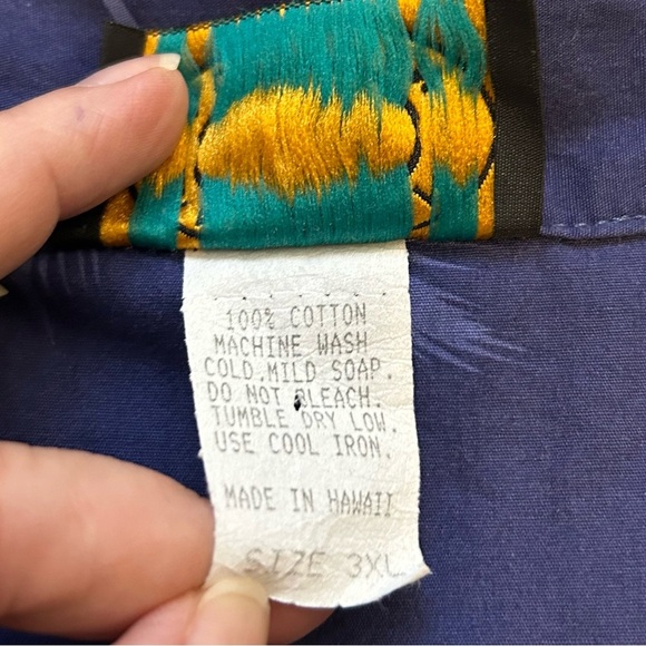 Hawaiian Reserve Collection Men’s Large Surfboard Pattern Button Up Shirt - Picture 7 of 8